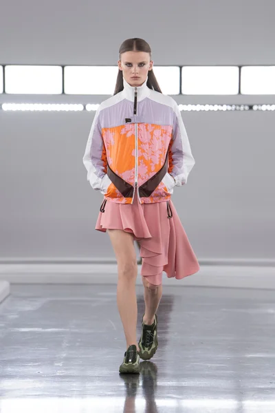 Look 40